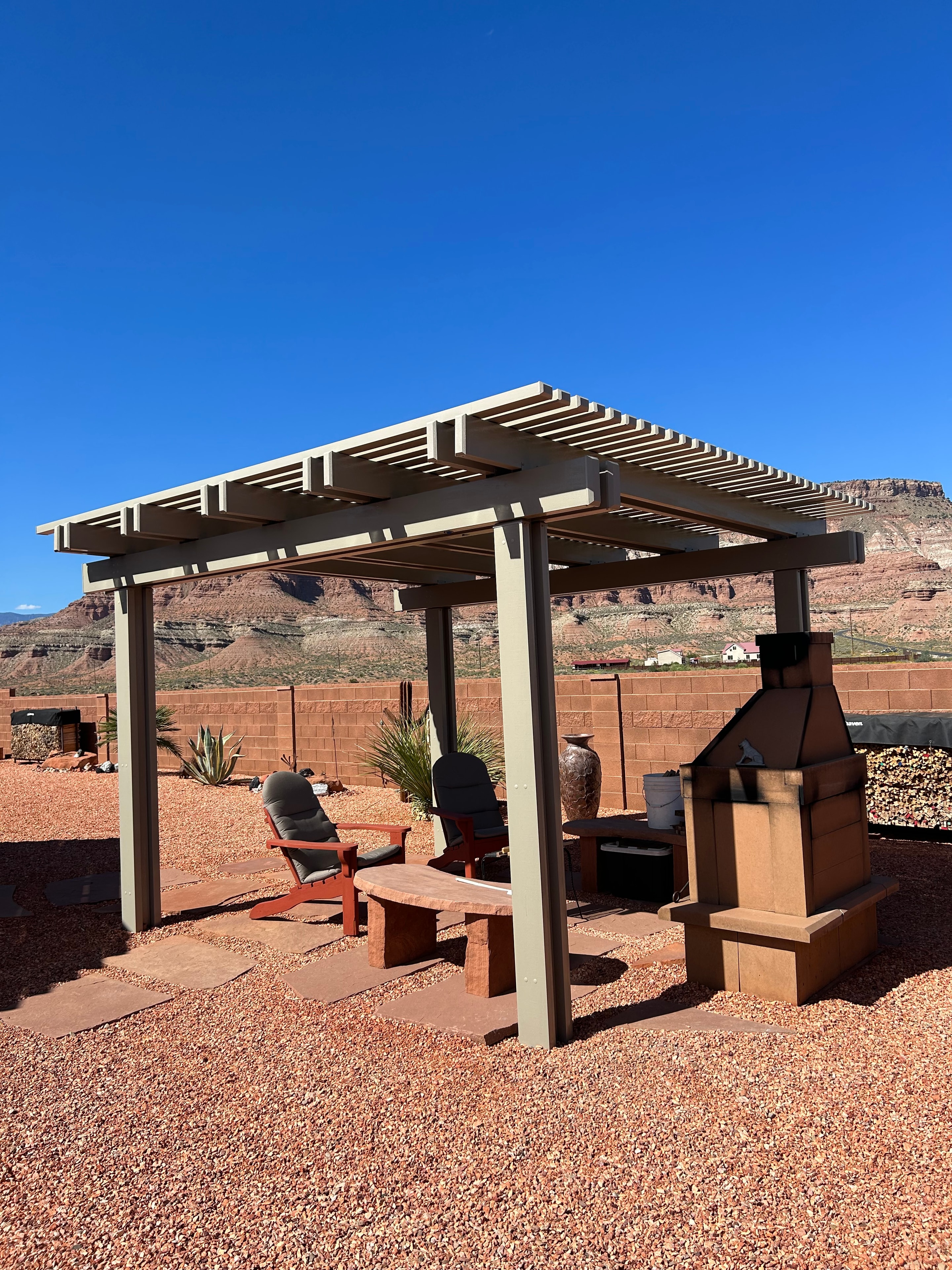 Decorative lattice privacy screen in a backyard